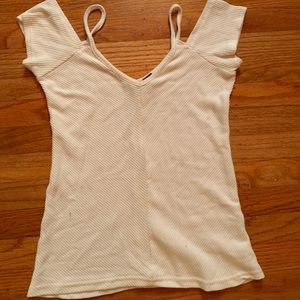V-neck, ribbed tee - NWOT